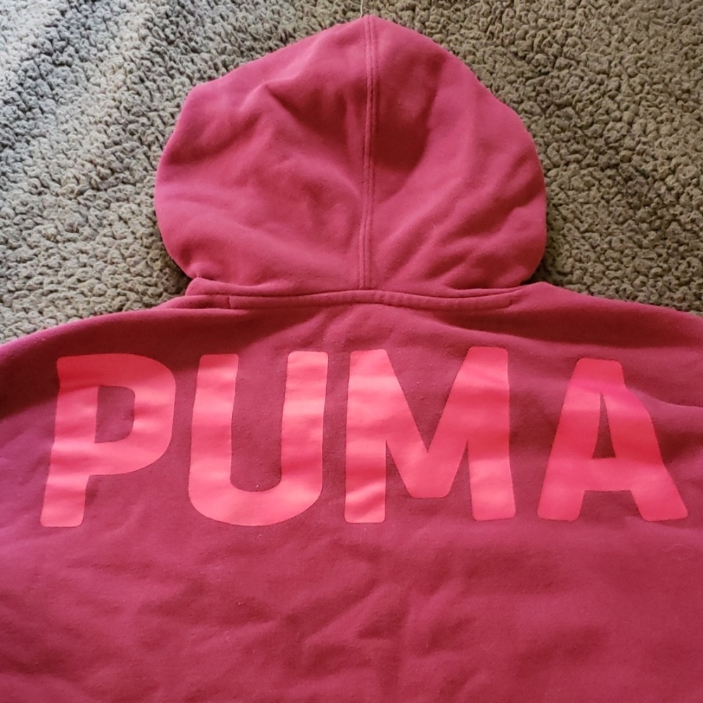 PUMA Sweatshirt
